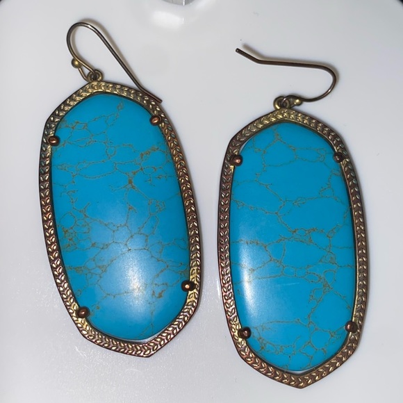 ✨Torquoise Earring Set ✨ - Picture 2 of 5